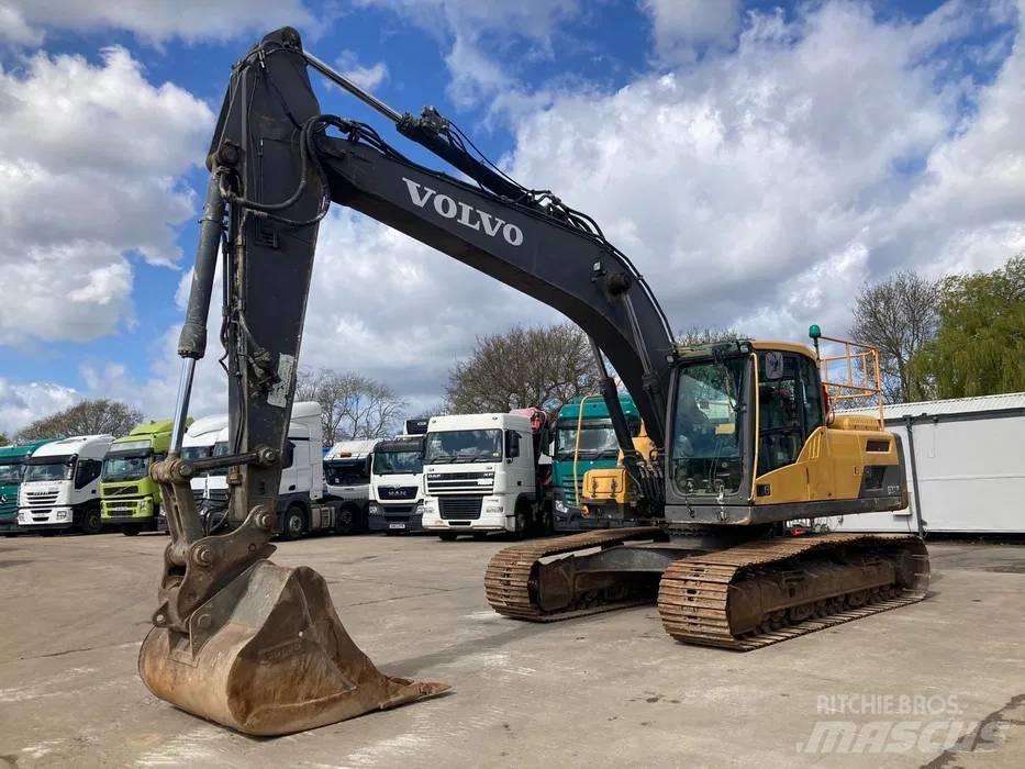 Volvo EC 220 DL Telakaivukoneet