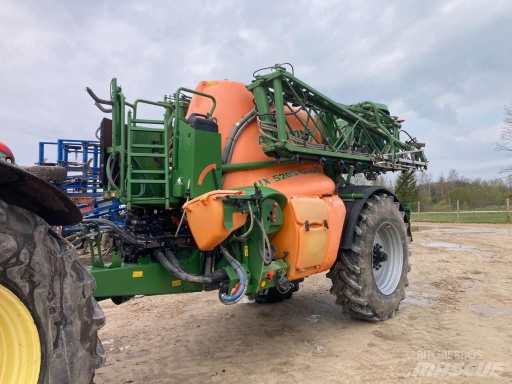 Amazone UX 5200 Hinattavat ruiskut
