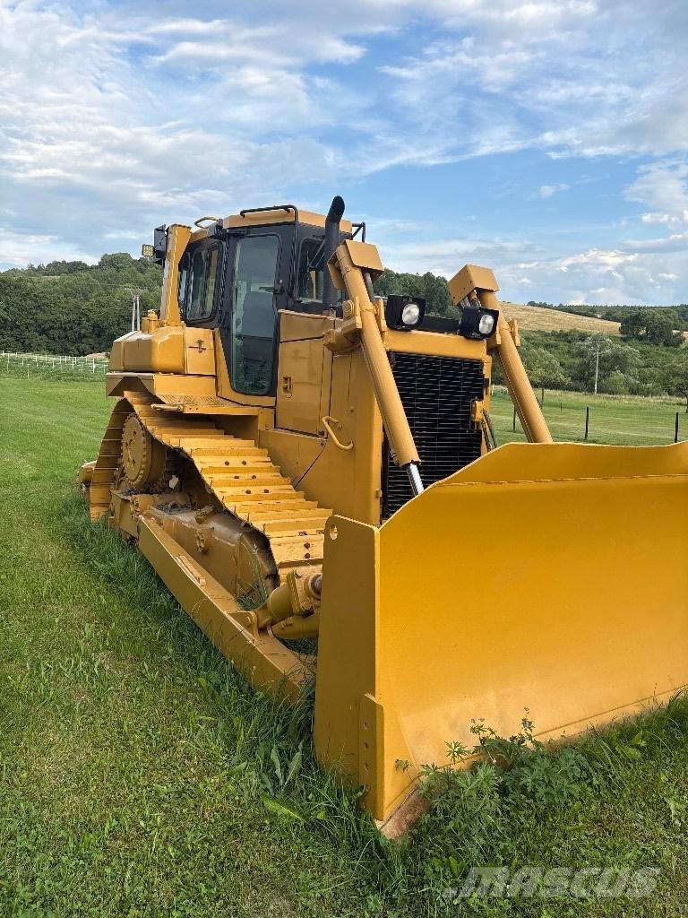 CAT D 6 R II Telaketjupuskutraktorit