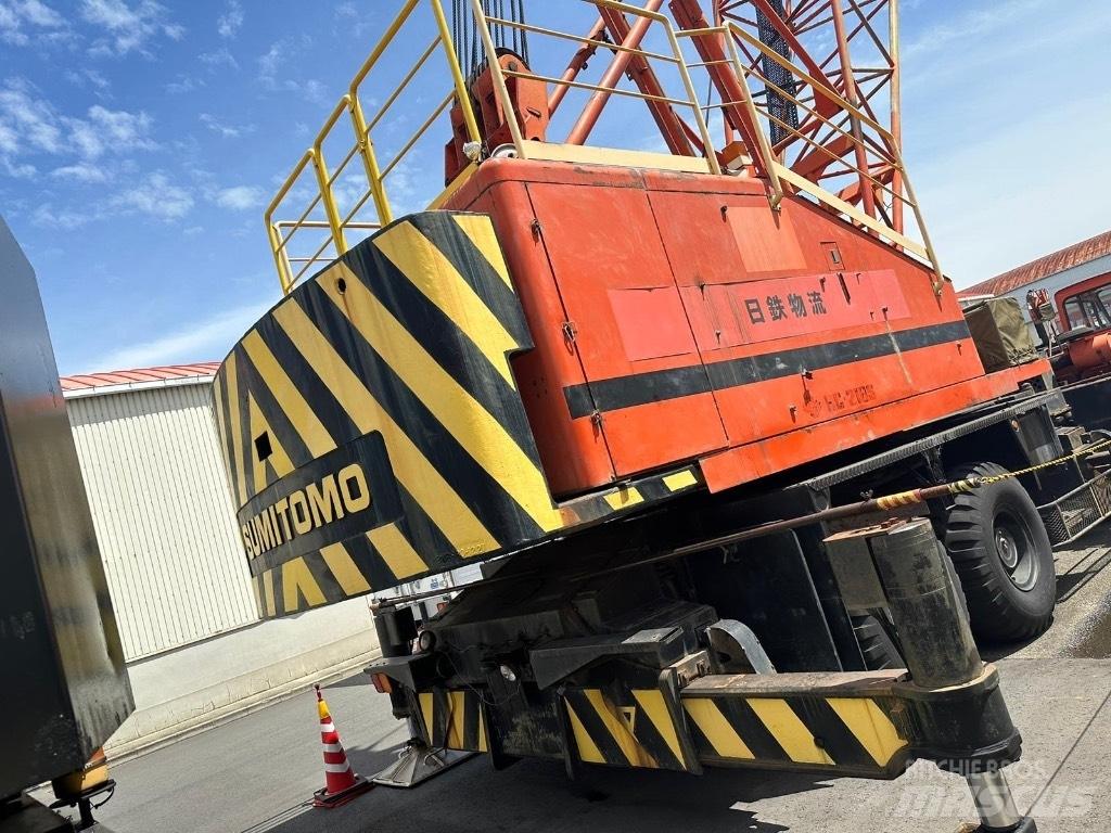 Sumitomo HC-218S Tela-alustaiset nosturit
