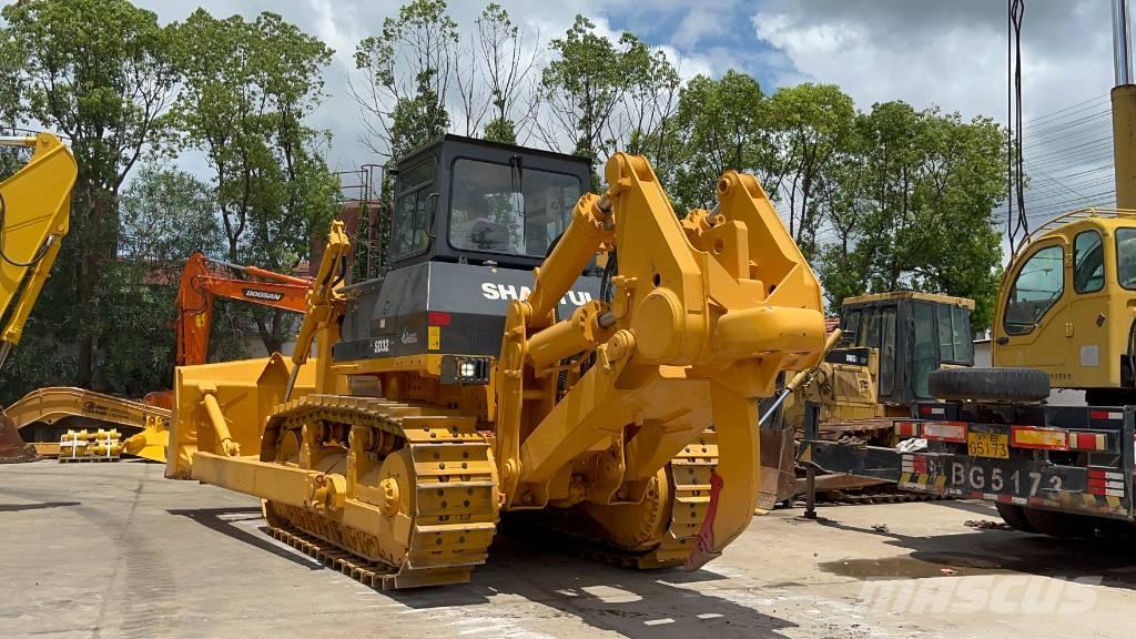 Shantui SD 32 D Telaketjupuskutraktorit