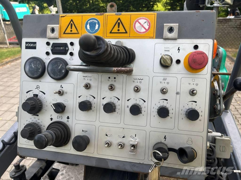 Vögele Super 800 Asfalttikoneet