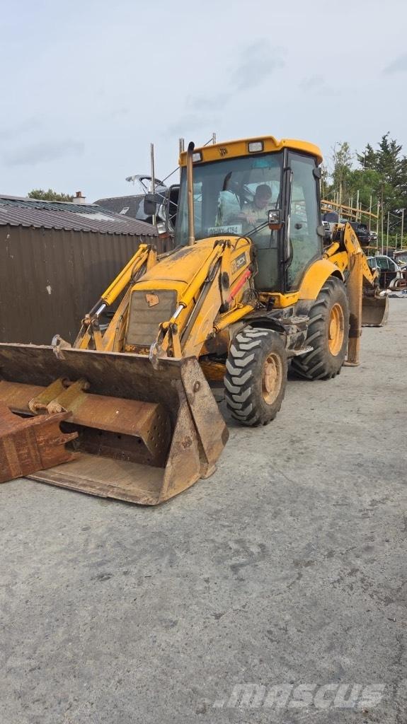 JCB 3 CX Kaivurikuormaajat