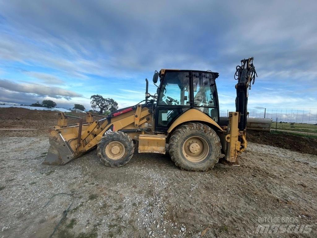 CAT 432 E Kaivurikuormaajat