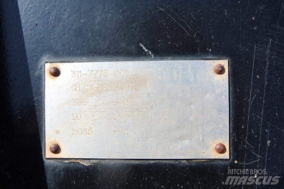 CAT 906M Pyöräkuormaajat
