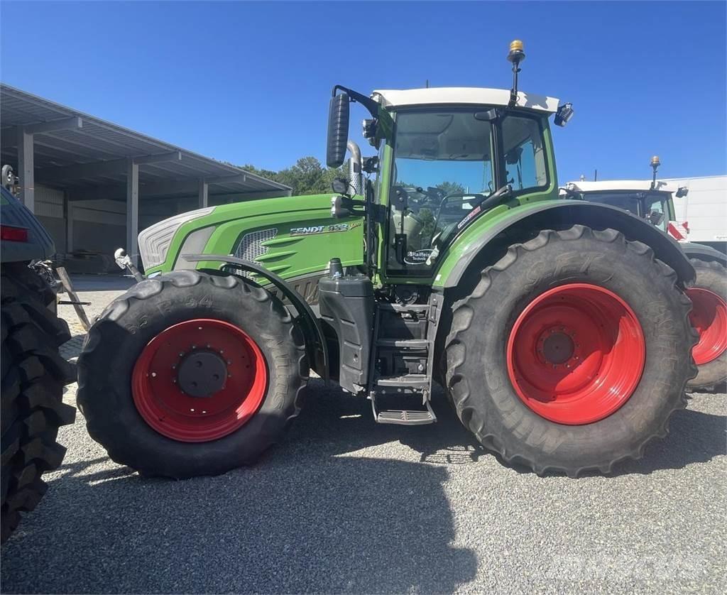 Fendt 933 Vario Traktorit