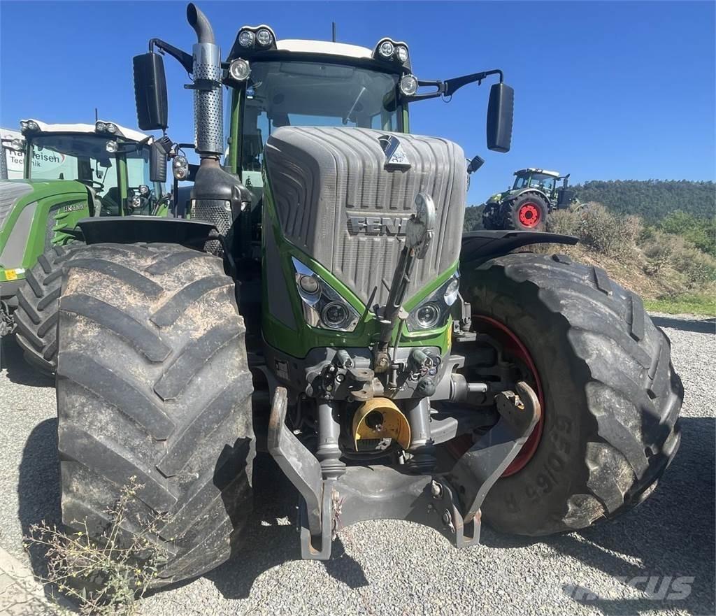 Fendt 933 Vario Traktorit