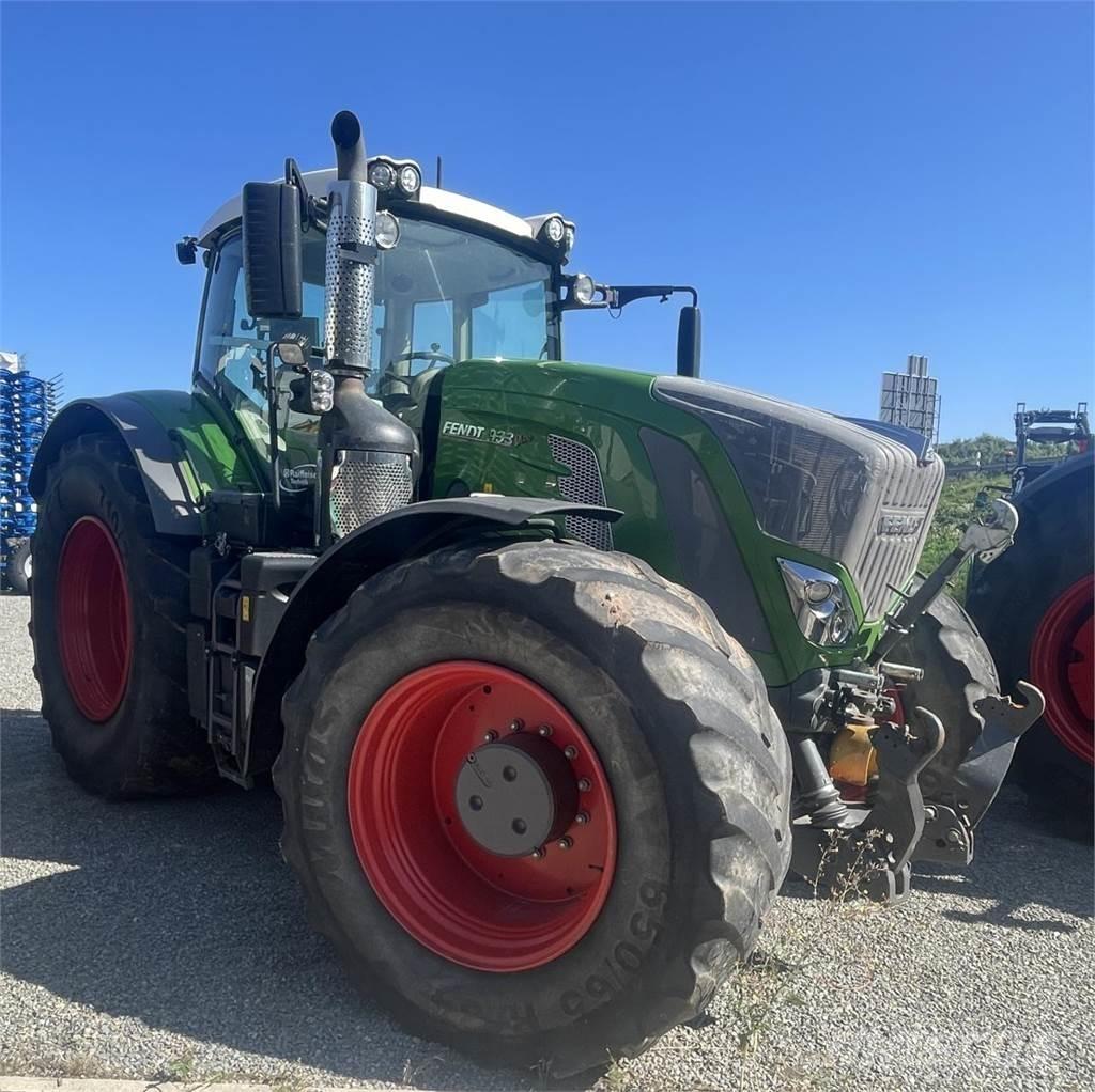 Fendt 933 Vario Traktorit