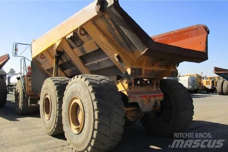Bell B40D Dumpperit