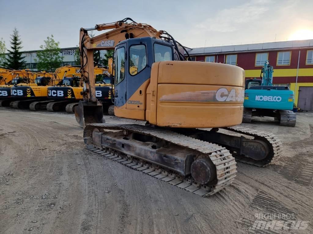 CASE CX 225 SR Telakaivukoneet