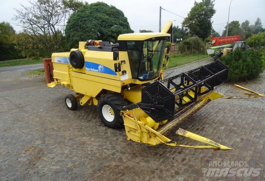 New Holland TC 54 Leikkuupuimurit