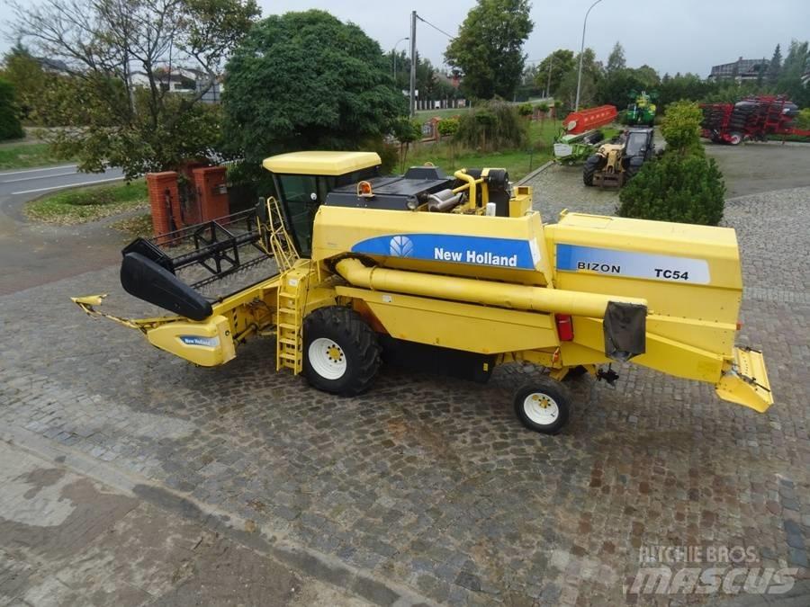 New Holland TC 54 Leikkuupuimurit
