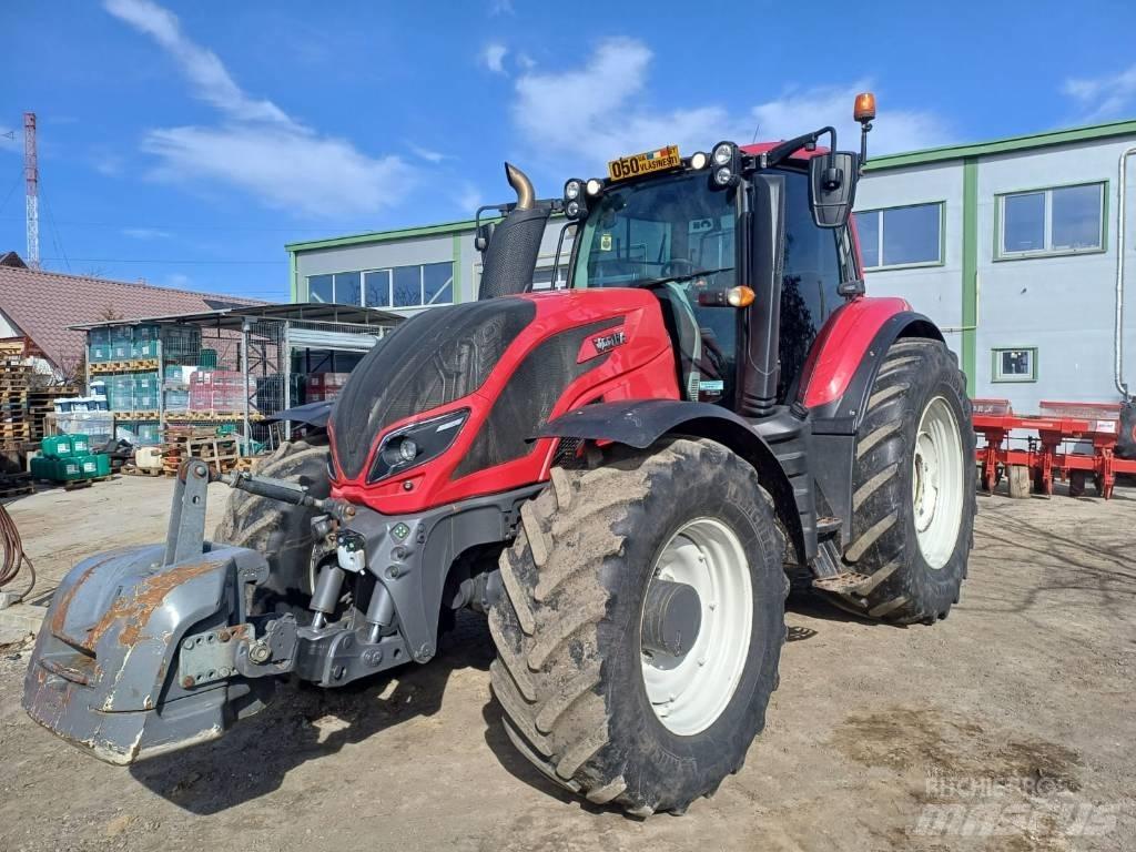 Valtra T 254 Traktorit