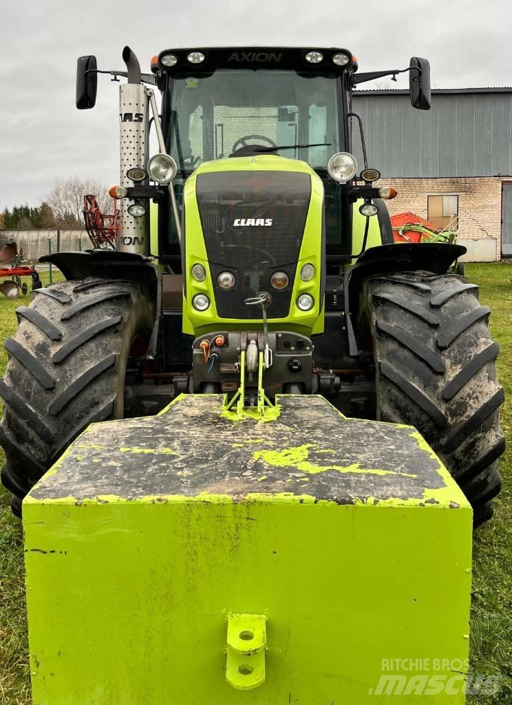 CLAAS Axion 850 Traktorit