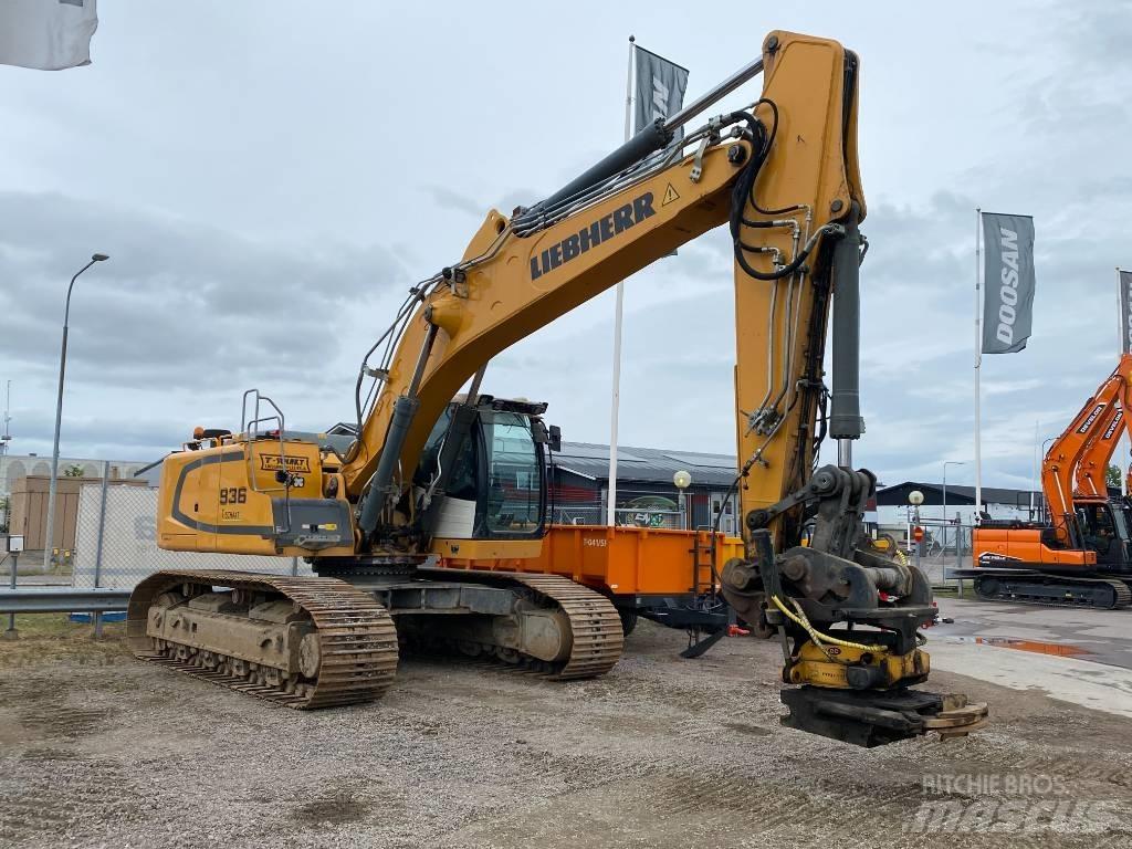 Liebherr R 936 LC Telakaivukoneet