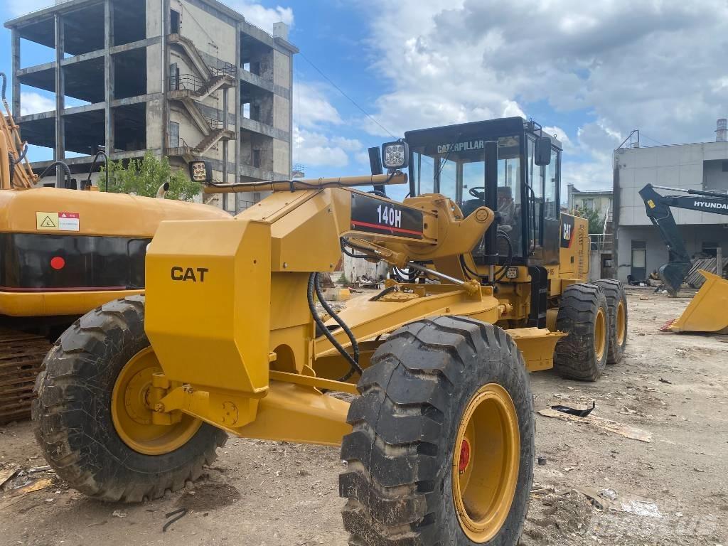 CAT 140 H Tiehöylät