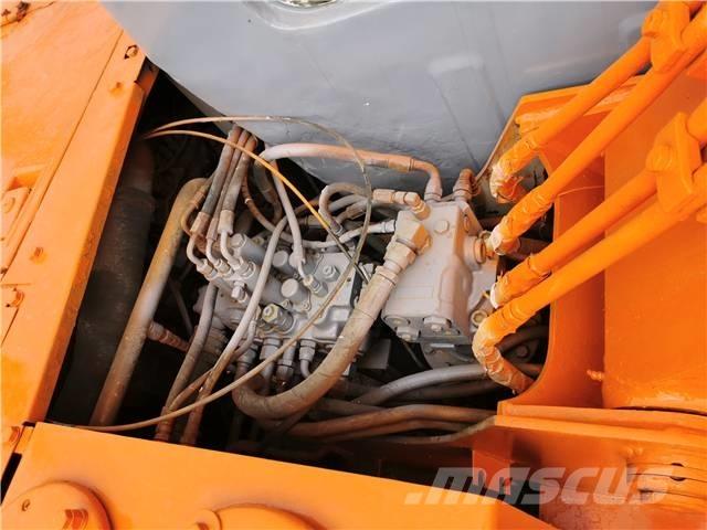 Hitachi EX60 Telakaivukoneet
