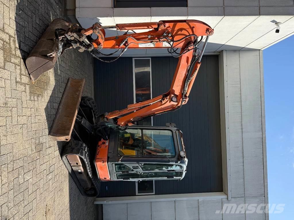Hitachi ZX30U Minikaivukoneet < 7t