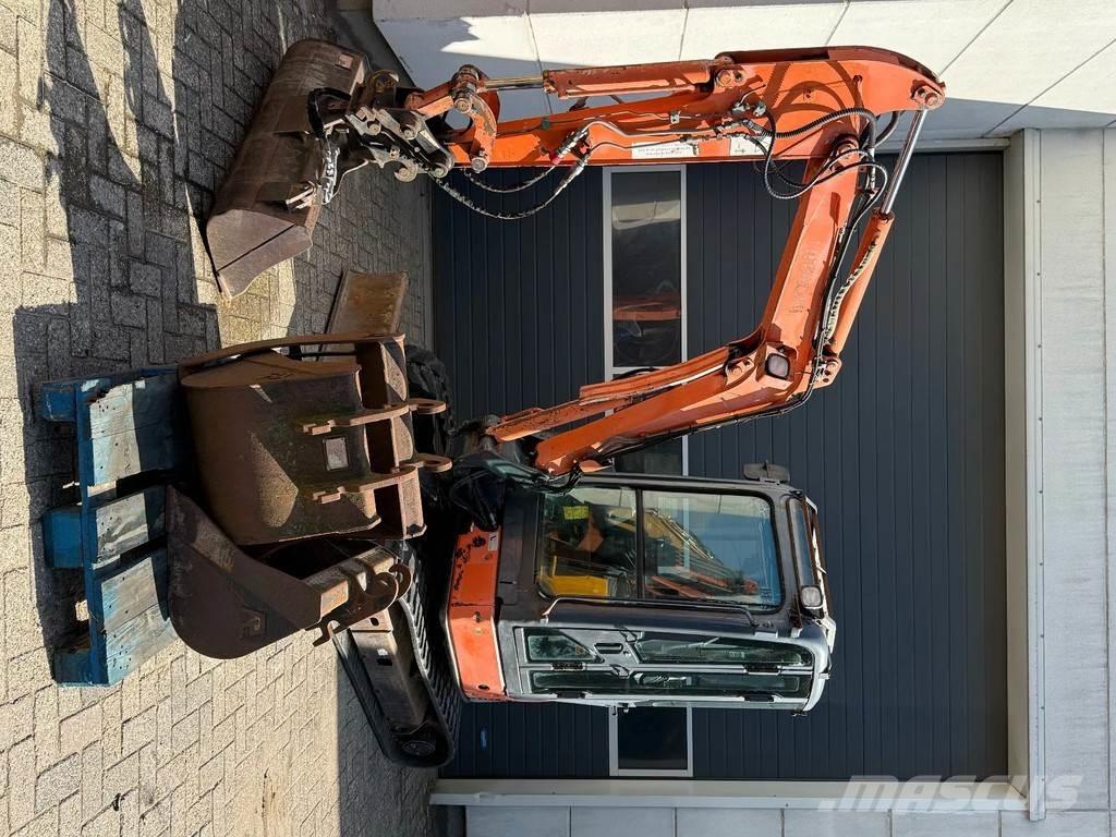 Hitachi ZX30U Minikaivukoneet < 7t