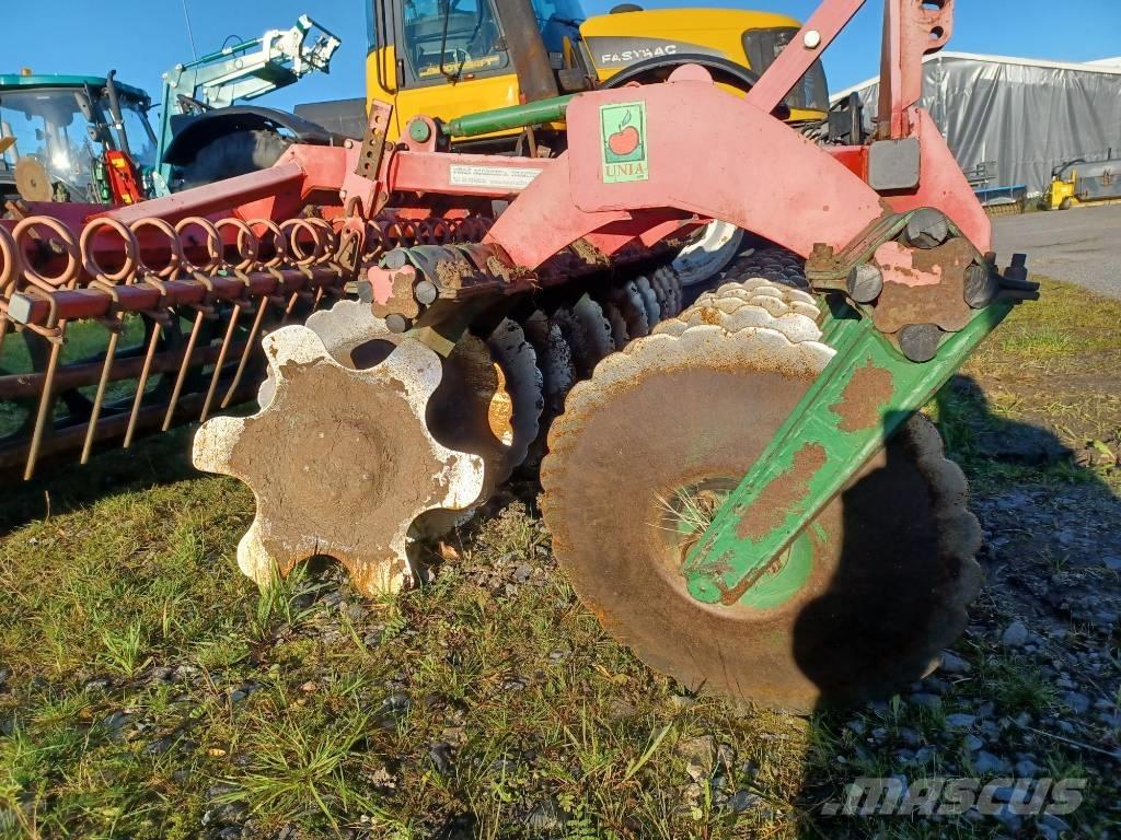 Unia Ares 3.5 TXL Kiekkomultaimet ja lautasäkeet