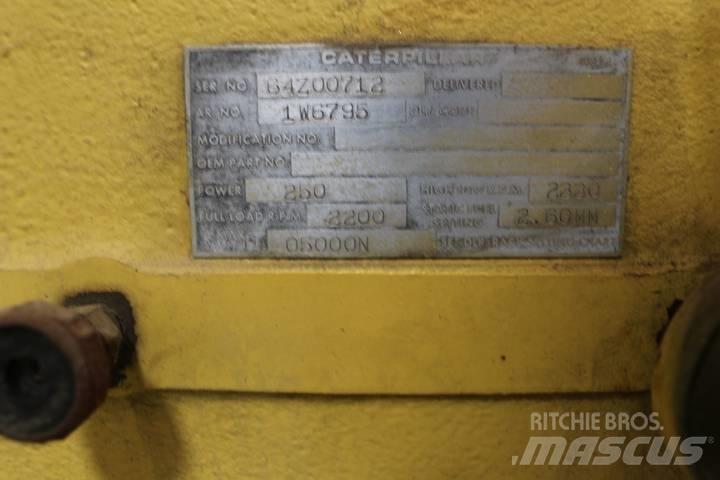 CAT D 6 C Ripper Telaketjupuskutraktorit