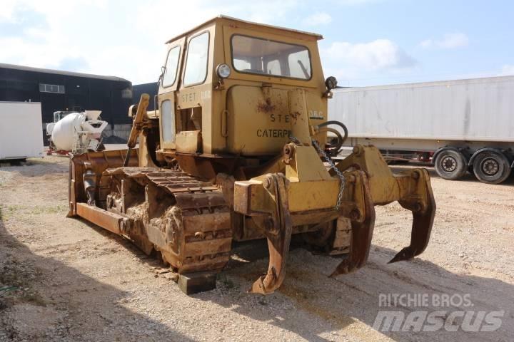 CAT D 6 C Ripper Telaketjupuskutraktorit