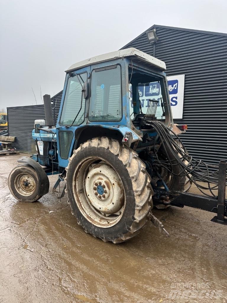 Ford 7610 Dual Traktorit