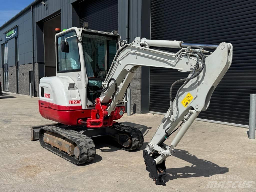 Takeuchi TB 230 Minikaivukoneet < 7t