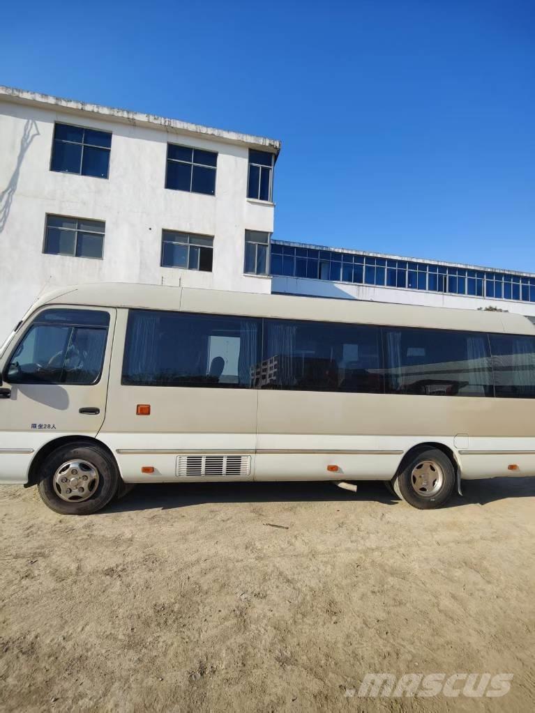 Toyota Coaster Linjaliikennebussit