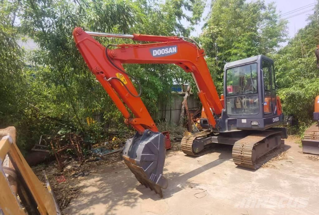 Doosan DH 55 Minikaivukoneet < 7t