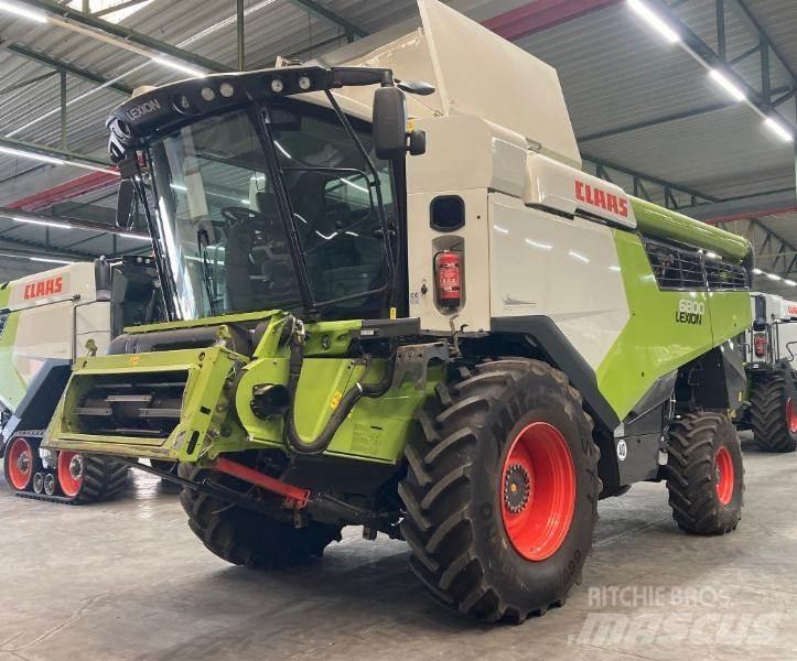 CLAAS LEXION 6800 Leikkuupuimurit