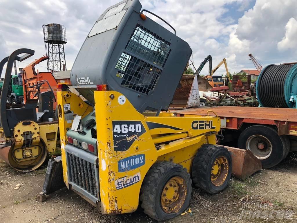 Gehl 4640 FOR PARTS Liukuohjatut kuormaajat