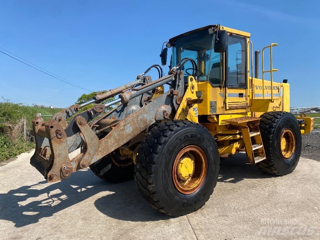 Volvo BM L 90 Pyöräkuormaajat