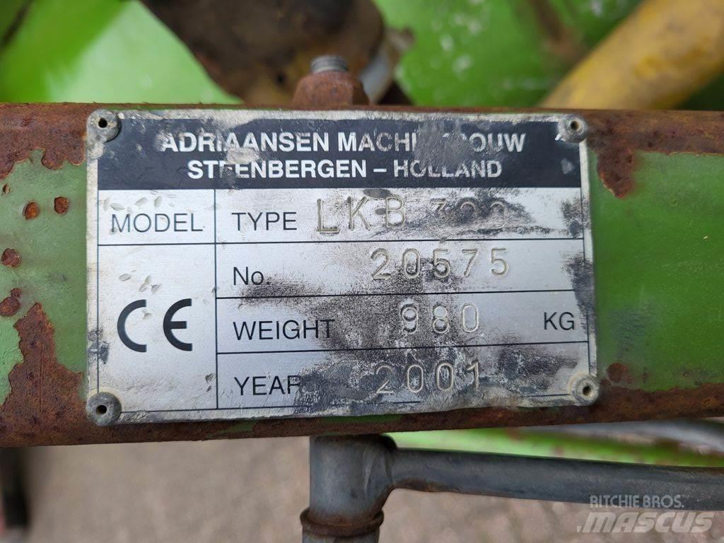 Baselier LKB 320 Henkilöautot