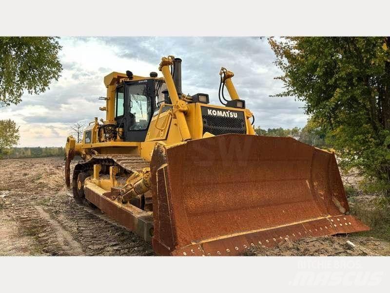 Komatsu D155AX-5 Telaketjupuskutraktorit