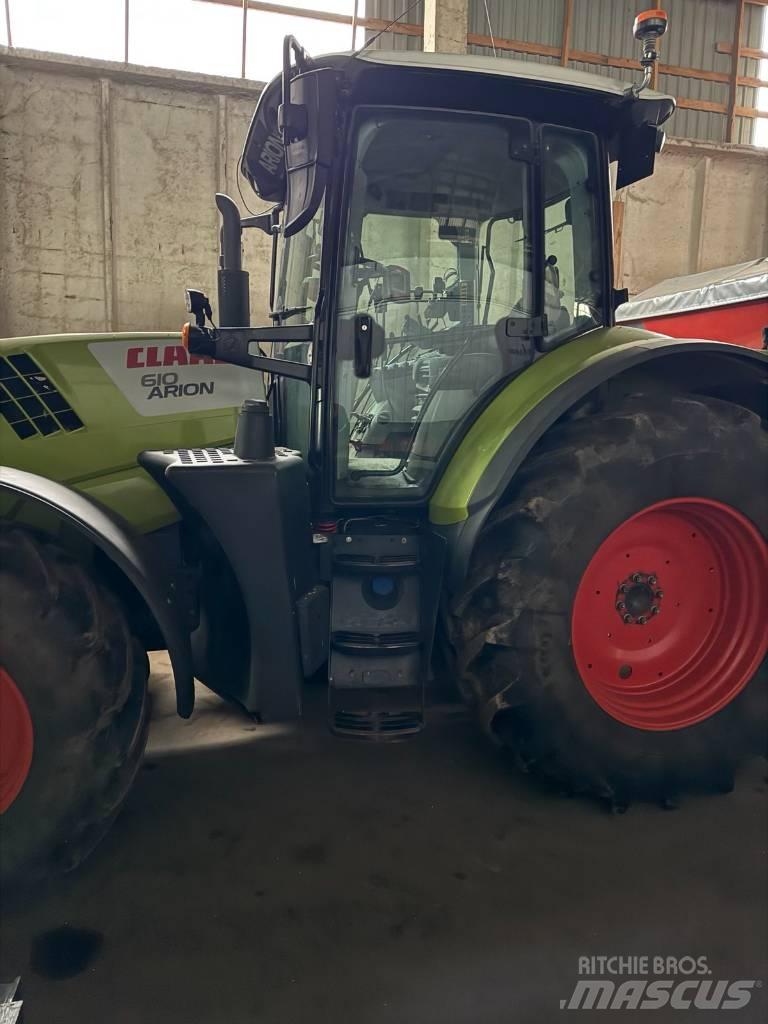 CLAAS Arion 610 CIS Traktorit