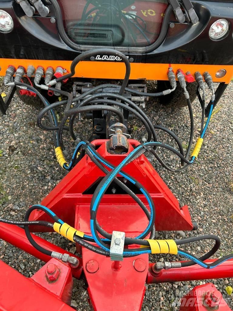 Ladog T1400 Taajamatraktorit