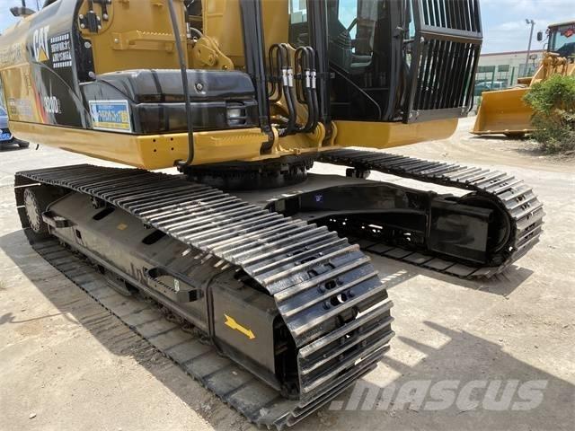 CAT 320 D Telakaivukoneet