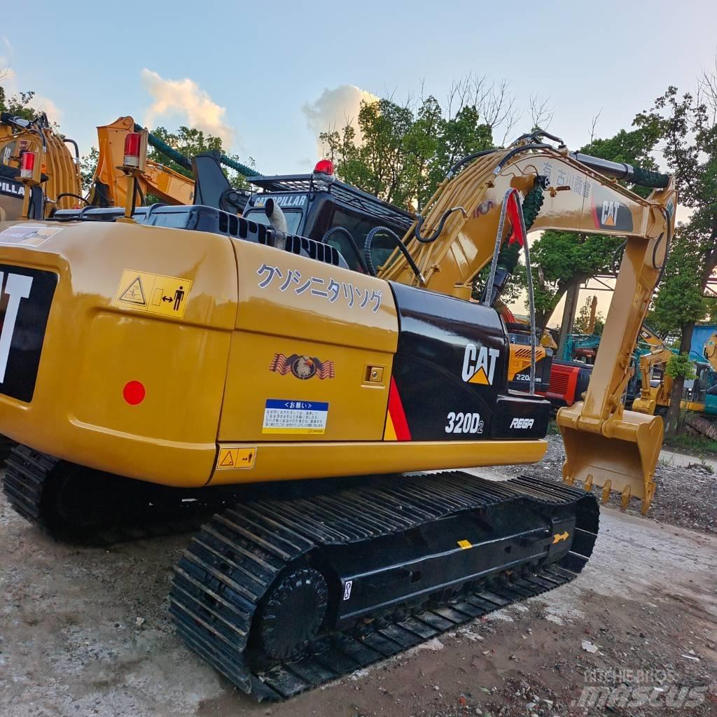 CAT 320 D Telakaivukoneet