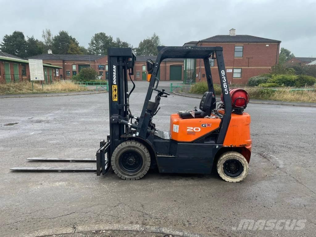 Doosan G 20 Nestekaasutrukit