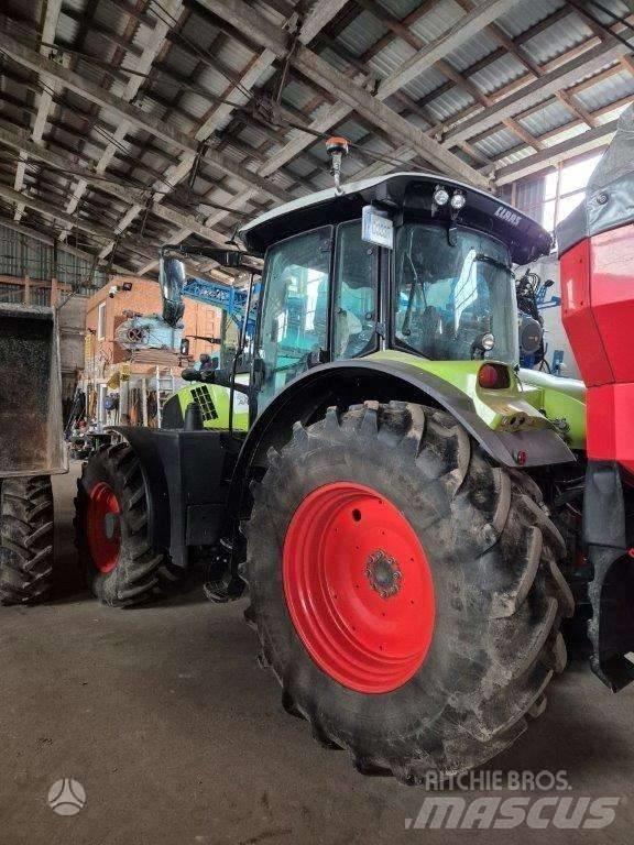 CLAAS Arion 610 CIS Traktorit
