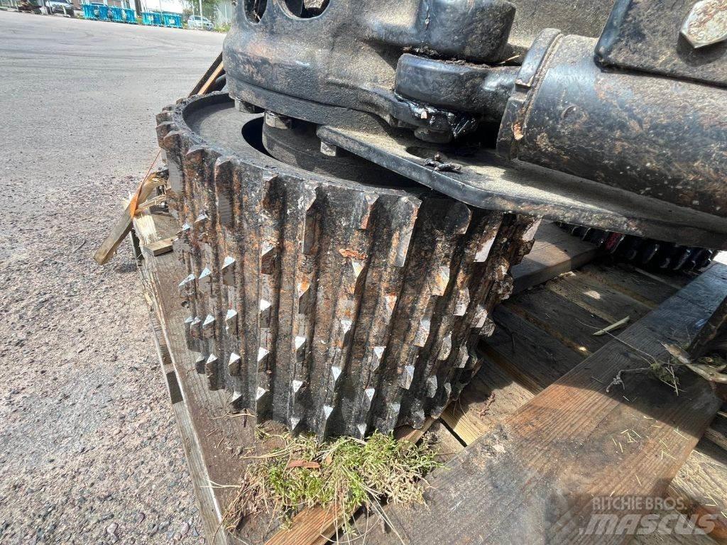 Komatsu S92 Hakkuupäät