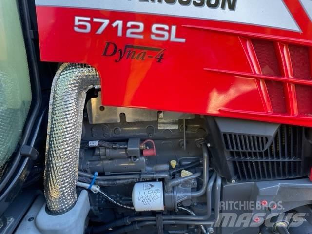 Massey Ferguson 5712 Traktorit