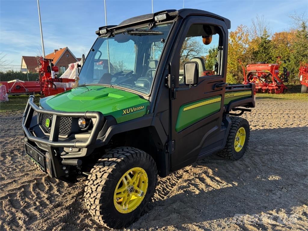 John Deere 835M Muut maatalouskoneet