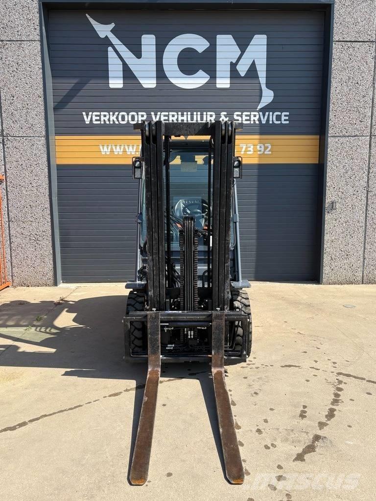 Toyota 8 FDF 25 Dieseltrukit