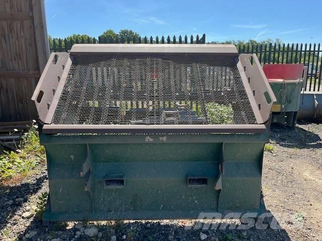  PROSCREEN PVG12V84 Mobiiliseulat
