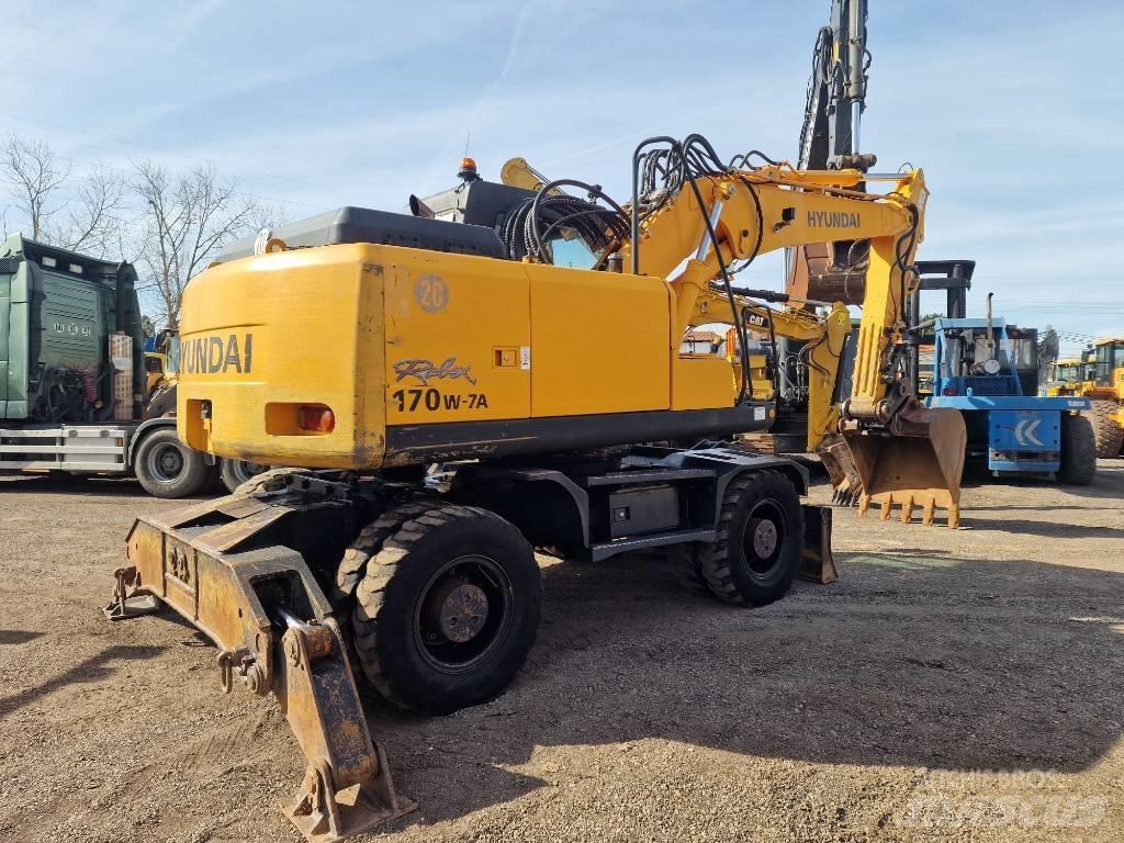 Hyundai R 170 W Pyöräkaivukoneet