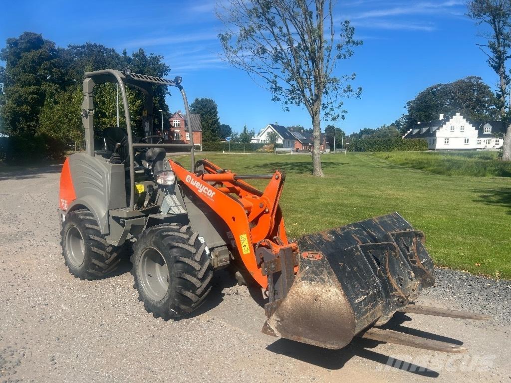 Weycor AR 320 Pienkuormaajat