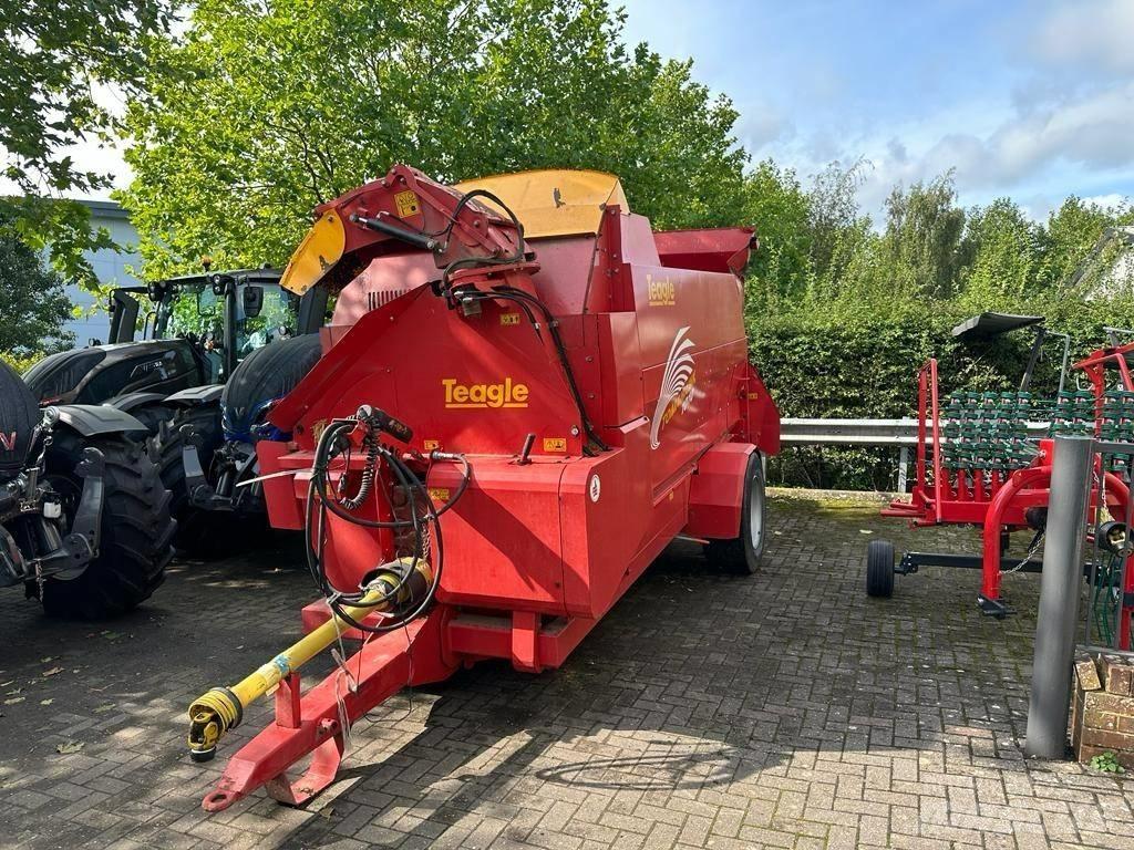 TEAGLE TOMAHAWK 1010 Paalinkäsittelykoneet