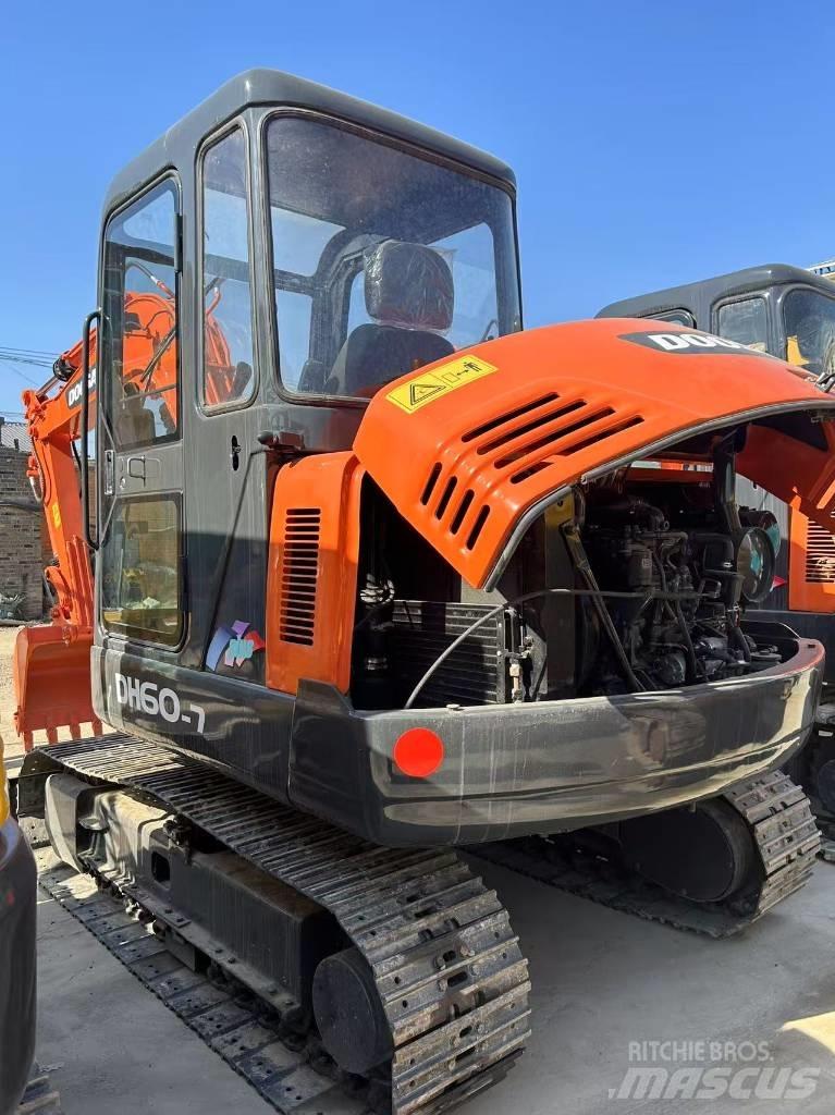 Doosan DH 55 Minikaivukoneet < 7t